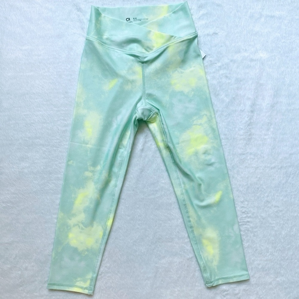 GapFit Capri Leggings